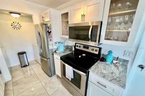 Condominio en venta en Orlando, Florida, 2 dormitorios, 99.13 m2 № 683444 - foto 9