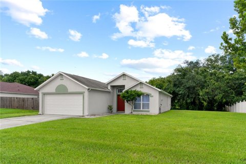 House in Kissimmee, Florida 3 bedrooms, 136.01 sq.m. № 1358264 - photo 2