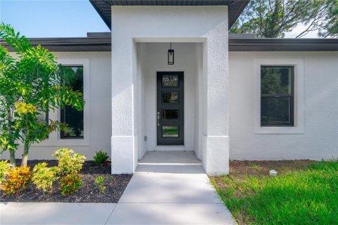 Casa en venta en Port Charlotte, Florida, 3 dormitorios, 145.39 m2 № 1342224 - foto 2