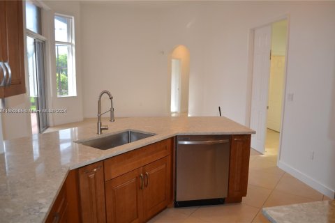 Casa en venta en Coral Springs, Florida, 4 dormitorios, 190.26 m2 № 1332358 - foto 8