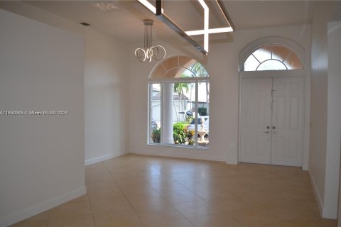 House in Coral Springs, Florida 4 bedrooms, 190.26 sq.m. № 1332358 - photo 11