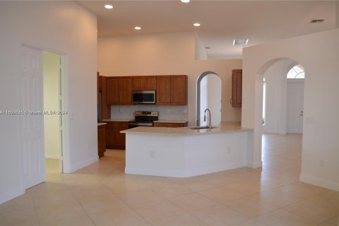 Villa ou maison à vendre à Coral Springs, Floride: 4 chambres, 190.26 m2 № 1332358 - photo 7