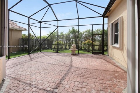 Villa ou maison à vendre à Coral Springs, Floride: 4 chambres, 190.26 m2 № 1332358 - photo 28