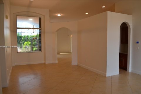 Villa ou maison à vendre à Coral Springs, Floride: 4 chambres, 190.26 m2 № 1332358 - photo 12