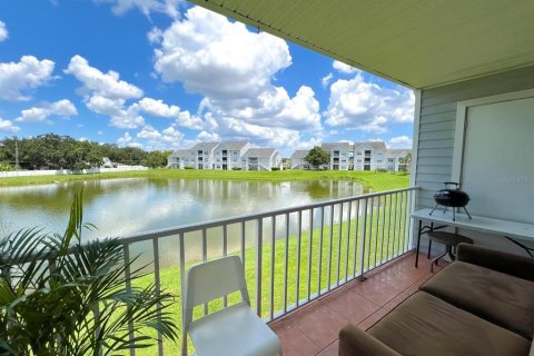 Condominio en venta en Kissimmee, Florida, 3 dormitorios, 113.34 m2 № 1324113 - foto 2