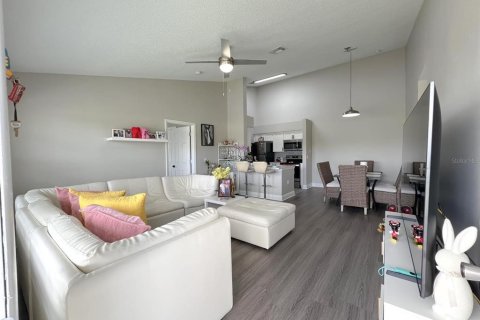 Condominio en venta en Kissimmee, Florida, 3 dormitorios, 113.34 m2 № 1324113 - foto 10