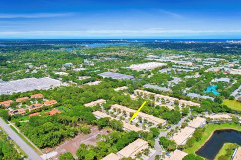 Townhouse in Jupiter, Florida 3 bedrooms, 133.5 sq.m. № 1014353 - photo 16