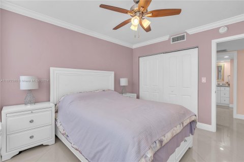 Copropriété à vendre à Miami, Floride: 2 chambres, 105.91 m2 № 1395987 - photo 16