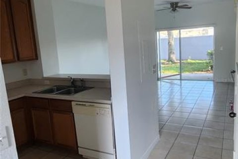 Condominio en venta en Orlando, Florida, 2 dormitorios, 99.5 m2 № 999615 - foto 10