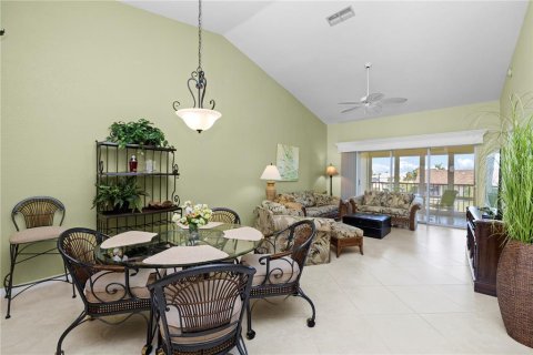 Copropriété à vendre à Punta Gorda, Floride: 2 chambres, 103.12 m2 № 1143636 - photo 8