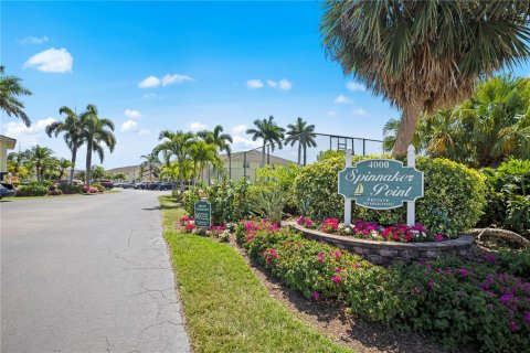 Copropriété à vendre à Punta Gorda, Floride: 2 chambres, 103.12 m2 № 1143636 - photo 24