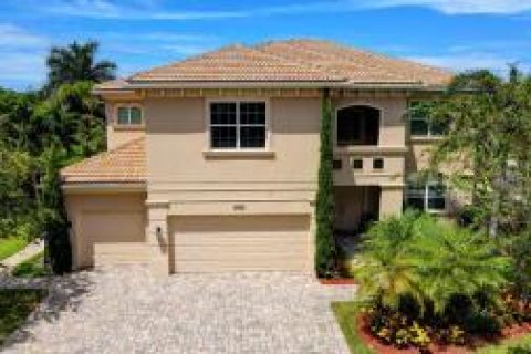 House in Royal Palm Beach, Florida 6 bedrooms, 399.76 sq.m. № 1163165 - photo 3