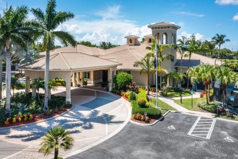 Villa ou maison à vendre à Delray Beach, Floride: 2 chambres, 191.1 m2 № 1163209 - photo 2