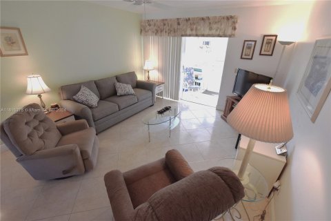 Condominio en venta en West Palm Beach, Florida, 1 dormitorio, 56.76 m2 № 1237005 - foto 5