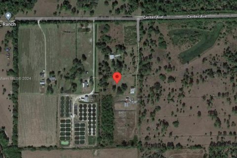 Commercial property in Clewiston, Florida № 1237004 - photo 2