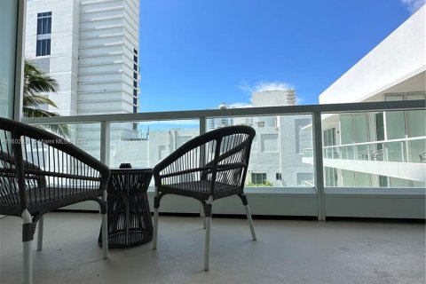 Studio in the Condo in Miami Beach, Florida  № 1221734 - photo 2