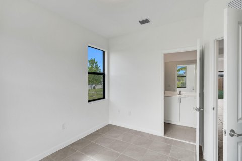 Townhouse in Homestead, Florida 3 bedrooms, 123.93 sq.m. № 1176938 - photo 27