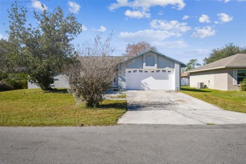 House in Kissimmee, Florida 3 bedrooms, 132.11 sq.m. № 1395686 - photo 8