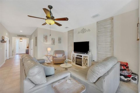Casa en venta en Wimauma, Florida, 4 dormitorios, 192.21 m2 № 1124954 - foto 22