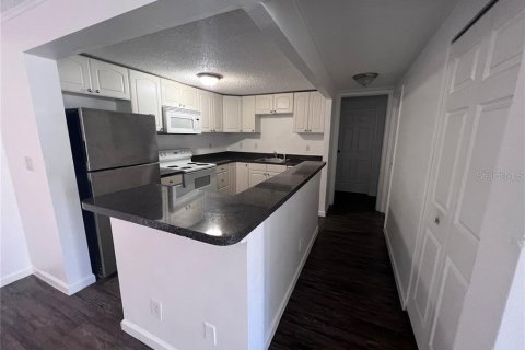 Condominio en venta en Orlando, Florida, 2 dormitorios, 76.92 m2 № 1016641 - foto 6
