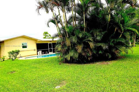 Casa en venta en Coral Springs, Florida, 4 dormitorios, 170.01 m2 № 781113 - foto 21
