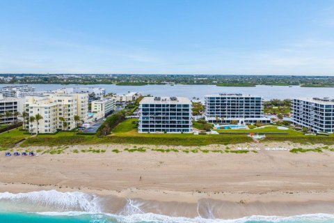 Copropriété à vendre à Palm Beach, Floride: 2 chambres, 176.51 m2 № 983993 - photo 3