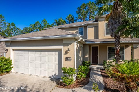 Villa ou maison à louer à Jacksonville, Floride: 4 chambres, 218.69 m2 № 771974 - photo 1