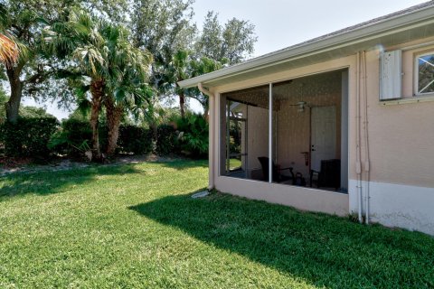 House in Vero Beach, Florida 3 bedrooms, 152.82 sq.m. № 1189820 - photo 7