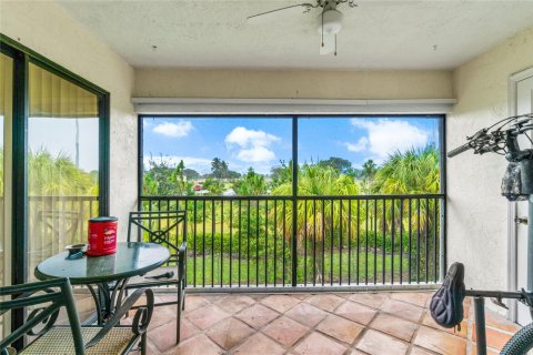 Copropriété à vendre à Deerfield Beach, Floride: 2 chambres, 114.27 m2 № 1141410 - photo 3