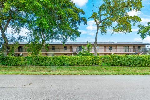 Condo in Deerfield Beach, Florida, 2 bedrooms  № 1141410 - photo 21