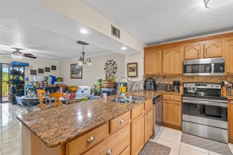 Copropriété à vendre à Deerfield Beach, Floride: 2 chambres, 114.27 m2 № 1141410 - photo 15