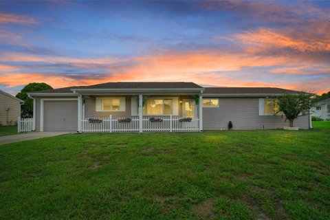 Villa ou maison à vendre à Ocala, Floride: 2 chambres, 131.64 m2 № 1374791 - photo 1