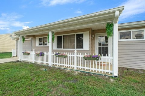 Villa ou maison à vendre à Ocala, Floride: 2 chambres, 131.64 m2 № 1374791 - photo 5