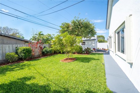 Casa en venta en Cutler Bay, Florida, 3 dormitorios, 171.03 m2 № 1179230 - foto 4