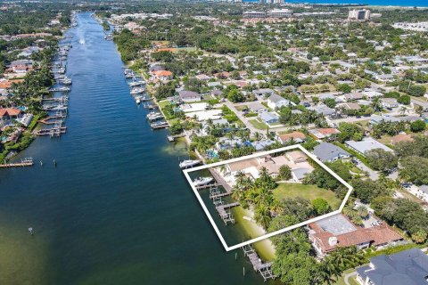 Villa ou maison à vendre à North Palm Beach, Floride: 6 chambres, 458.47 m2 № 720932 - photo 5