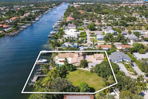 Villa ou maison à vendre à North Palm Beach, Floride: 6 chambres, 458.47 m2 № 720932 - photo 16