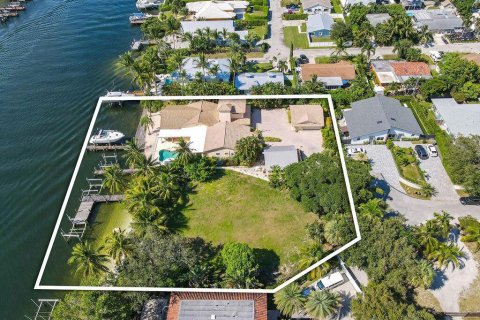 Villa ou maison à vendre à North Palm Beach, Floride: 6 chambres, 458.47 m2 № 720932 - photo 17