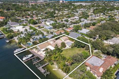 Villa ou maison à vendre à North Palm Beach, Floride: 6 chambres, 458.47 m2 № 720932 - photo 7