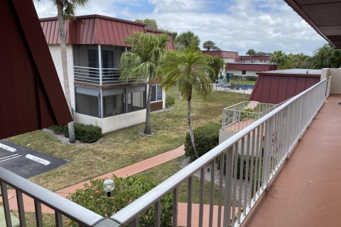Copropriété à vendre à Royal Palm Beach, Floride: 2 chambres, 101.08 m2 № 1154456 - photo 5
