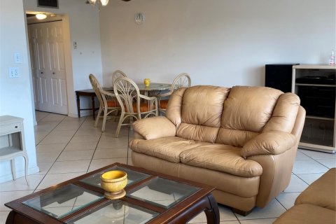 Condominio en venta en Deerfield Beach, Florida, 1 dormitorio, 69.96 m2 № 888320 - foto 29