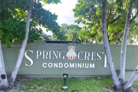 Condo in Sunrise, Florida, 2 bedrooms  № 1394333 - photo 8