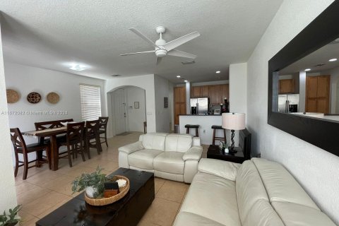 Townhouse in Sunrise, Florida 3 bedrooms, 174.75 sq.m. № 1394291 - photo 5