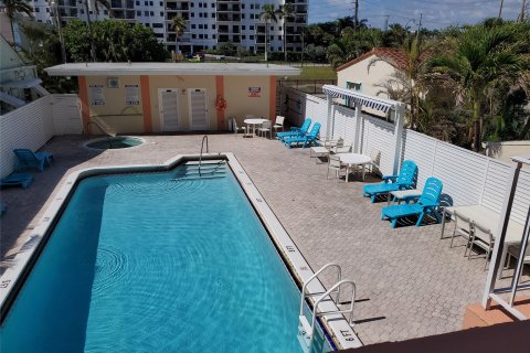 Copropriété à vendre à Hollywood, Floride: 1 chambre, 96.62 m2 № 1215999 - photo 5