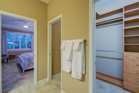 Villa ou maison à louer à Sarasota, Floride: 2 chambres, 143.91 m2 № 218416 - photo 12