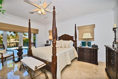 Купить виллу или дом в Форт-Лодердейл, Флорида 11 комнат, 480.3м2, № 40608 - фото 23