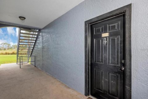 Condo in Orlando, Florida, 2 bedrooms  № 1137840 - photo 25