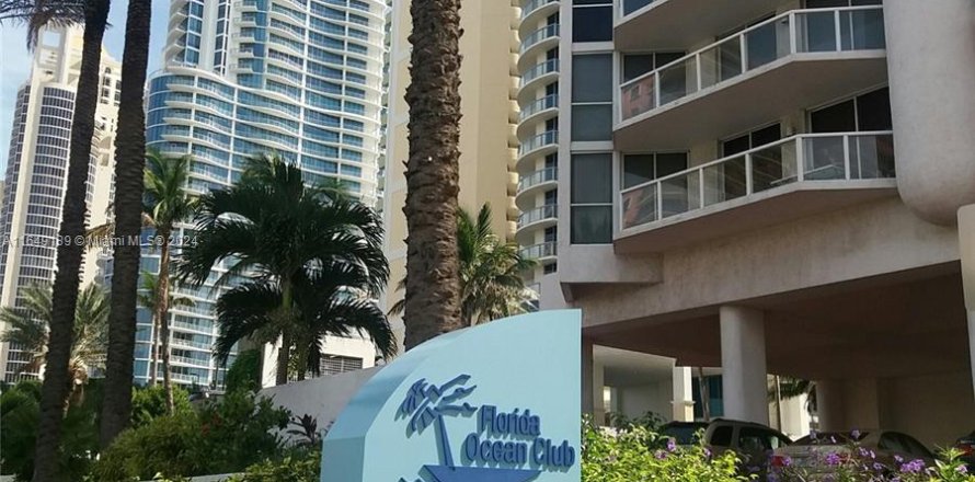 Condo à Sunny Isles Beach, Floride, 2 chambres  № 1360335