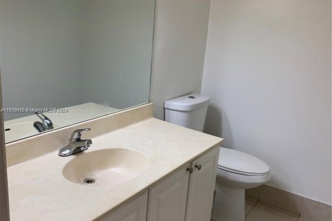 Condominio en venta en Plantation, Florida, 1 dormitorio, 70.98 m2 № 927431 - foto 10