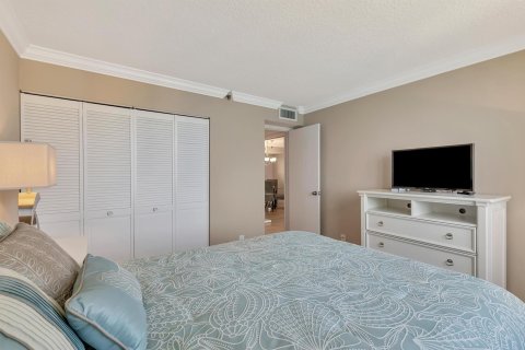 Condo in Jupiter, Florida, 2 bedrooms  № 977105 - photo 17