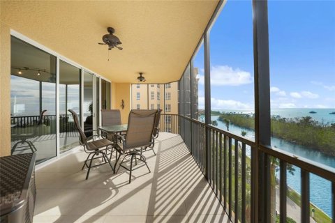 Condominio en venta en Punta Gorda, Florida, 3 dormitorios, 218.41 m2 № 243599 - foto 7